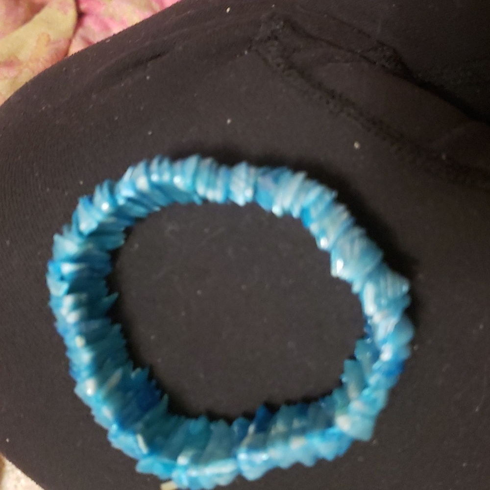 Seashell bracelet - Picture 2 of 4